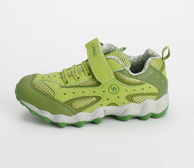 超級(jí)頑童鞋業(yè)鞋加盟店 打造兒童鞋業(yè)商業(yè)新機(jī)遇