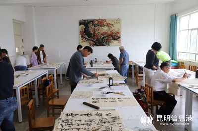 翰墨丹青潤(rùn)安寧，文明實(shí)踐譜新篇——2023年昆明市（安寧市）書(shū)法繪畫(huà)美育培訓(xùn)暨新時(shí)代文明實(shí)踐文藝志愿服務(wù)活動(dòng)紀(jì)實(shí)